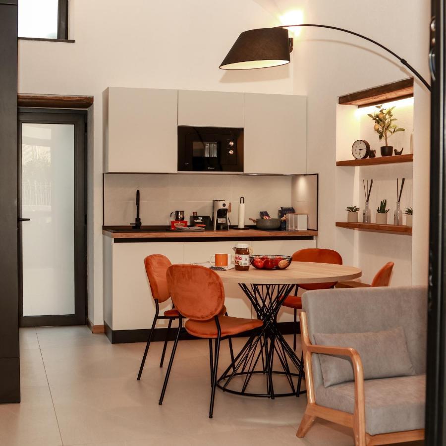 מריליאנו Dislocati Bnb - Jacuzzi Privata - Cucina - Tv60" - Minimal Luxury מראה חיצוני תמונה