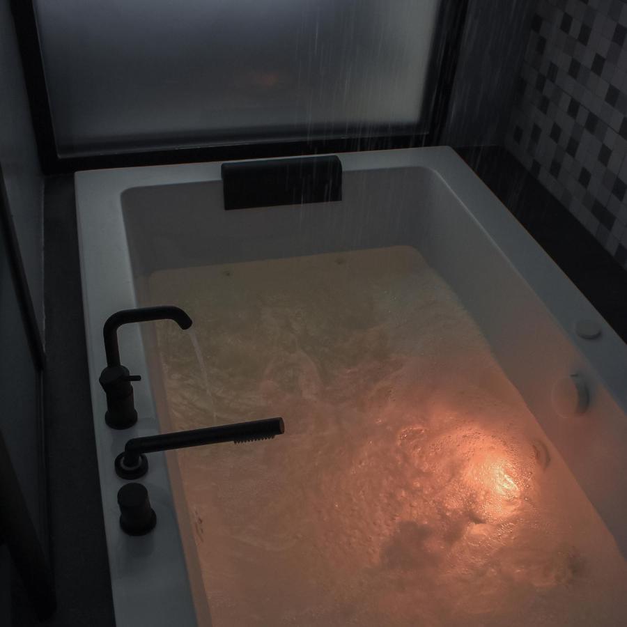 מריליאנו Dislocati Bnb - Jacuzzi Privata - Cucina - Tv60" - Minimal Luxury מראה חיצוני תמונה
