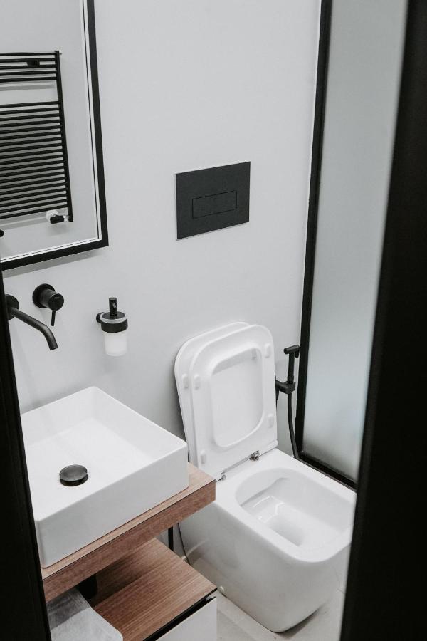 מריליאנו Dislocati Bnb - Jacuzzi Privata - Cucina - Tv60" - Minimal Luxury מראה חיצוני תמונה