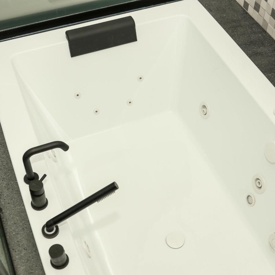 מריליאנו Dislocati Bnb - Jacuzzi Privata - Cucina - Tv60" - Minimal Luxury מראה חיצוני תמונה