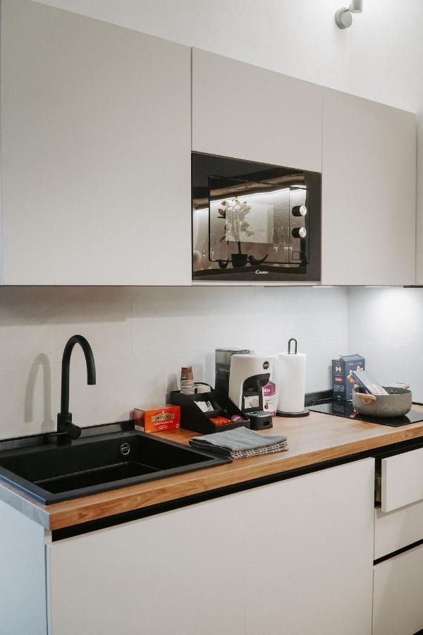 מריליאנו Dislocati Bnb - Jacuzzi Privata - Cucina - Tv60" - Minimal Luxury מראה חיצוני תמונה