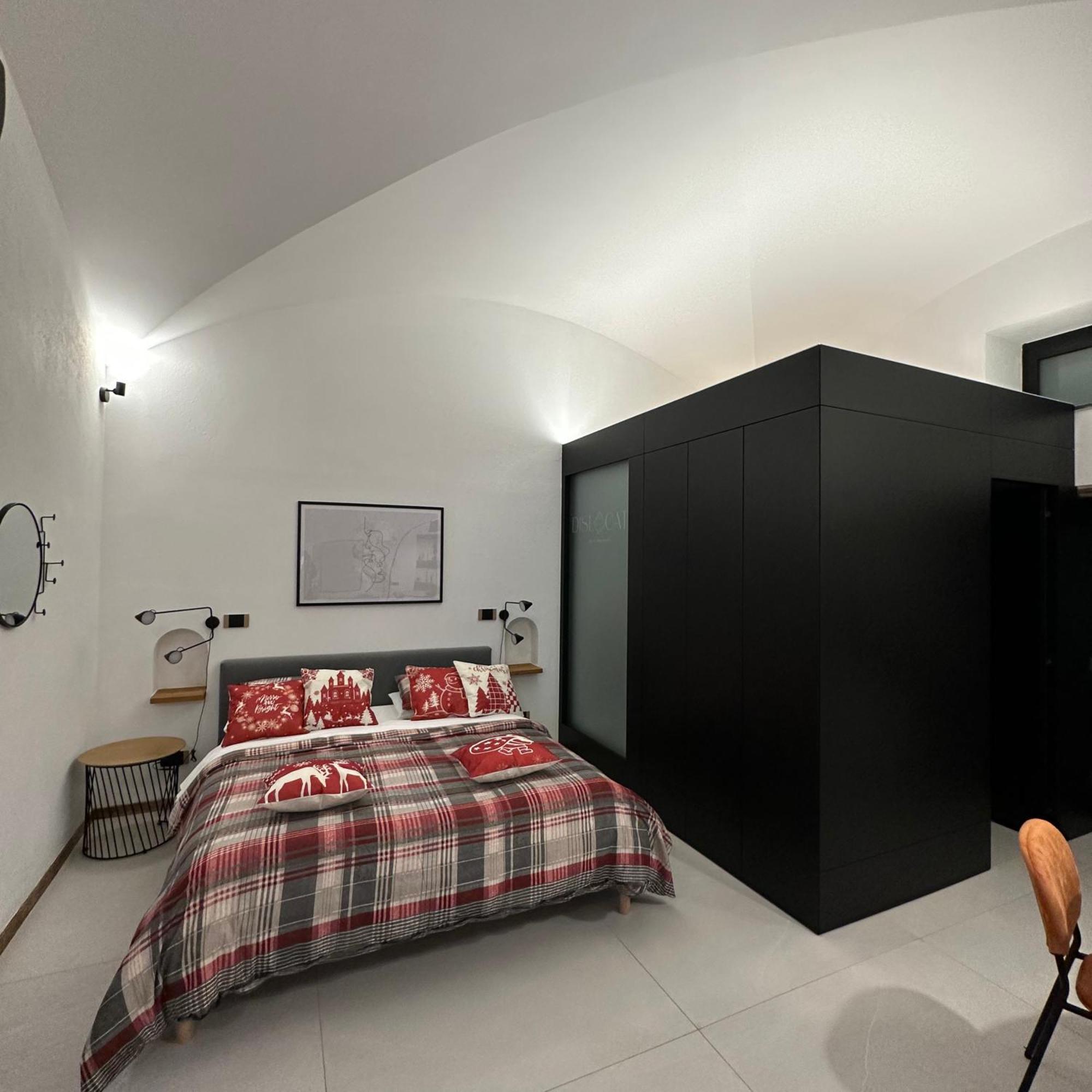 מריליאנו Dislocati Bnb - Jacuzzi Privata - Cucina - Tv60" - Minimal Luxury מראה חיצוני תמונה